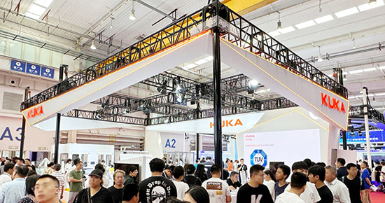 库卡亮相2024世界机器人大会，育质生产力智创新未来